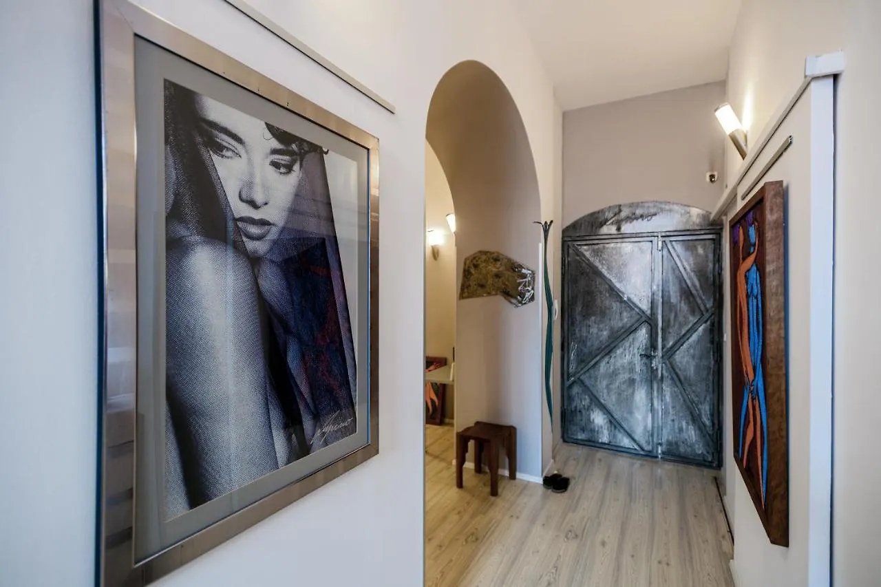 Lupino'S Gallery Apartment - Old Town Zadar