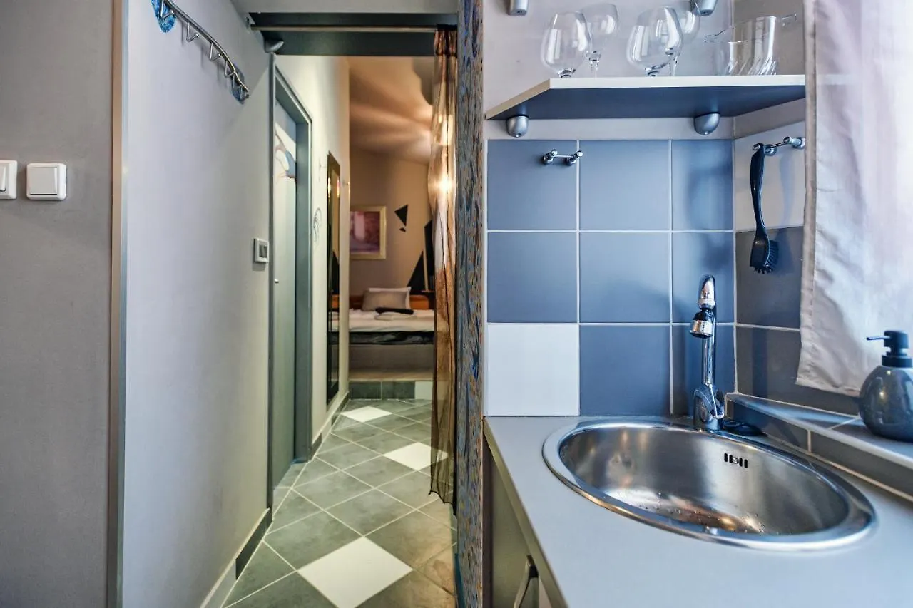 Lupino'S Gallery Apartment - Old Town Zadar