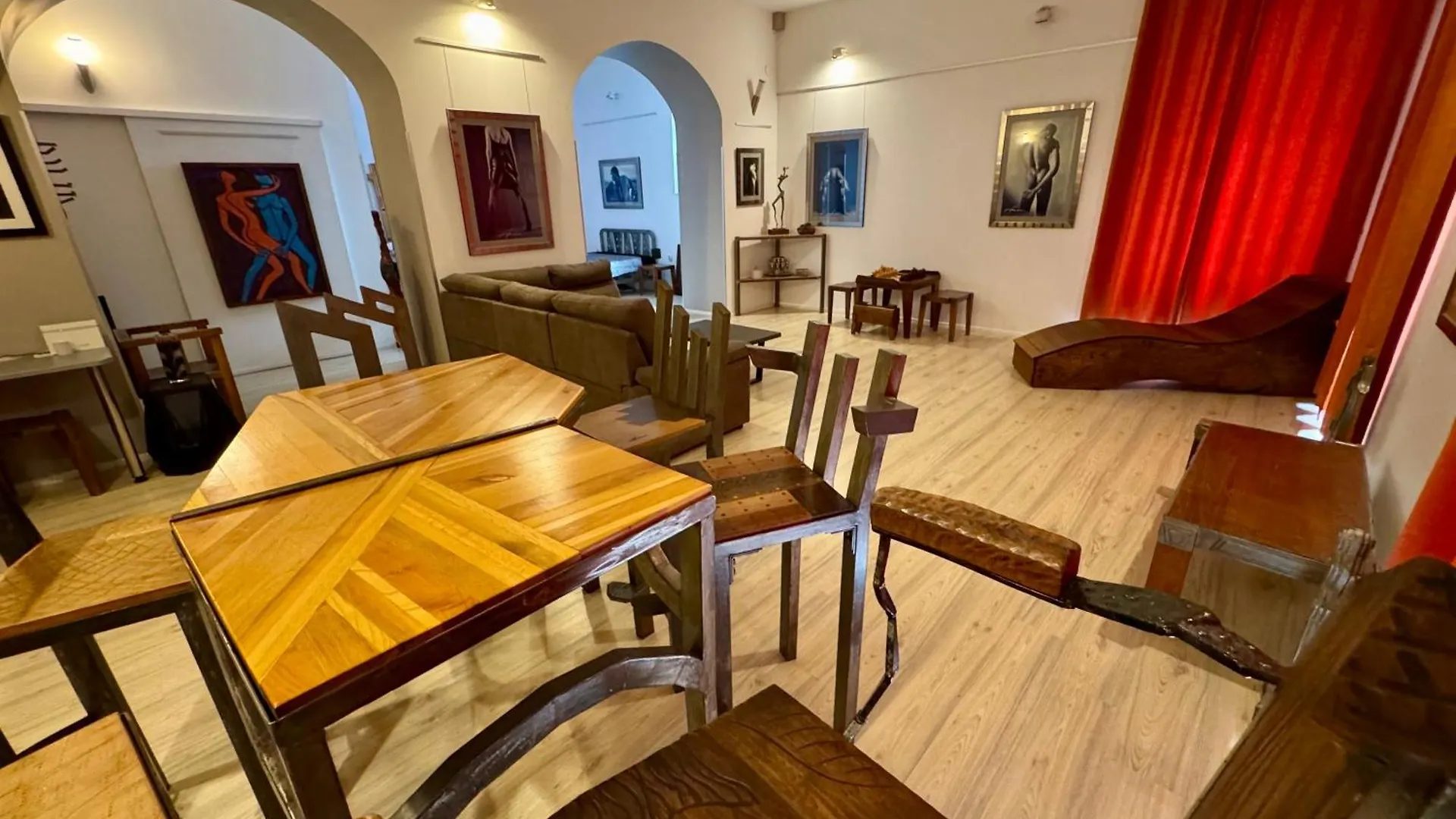 Lupino'S Gallery Apartment - Old Town Zadar